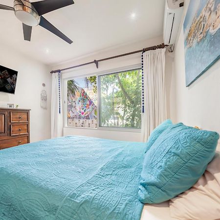 The Mermaid And The Pearl Boutique Hotel Isla Mujeres Exterior photo