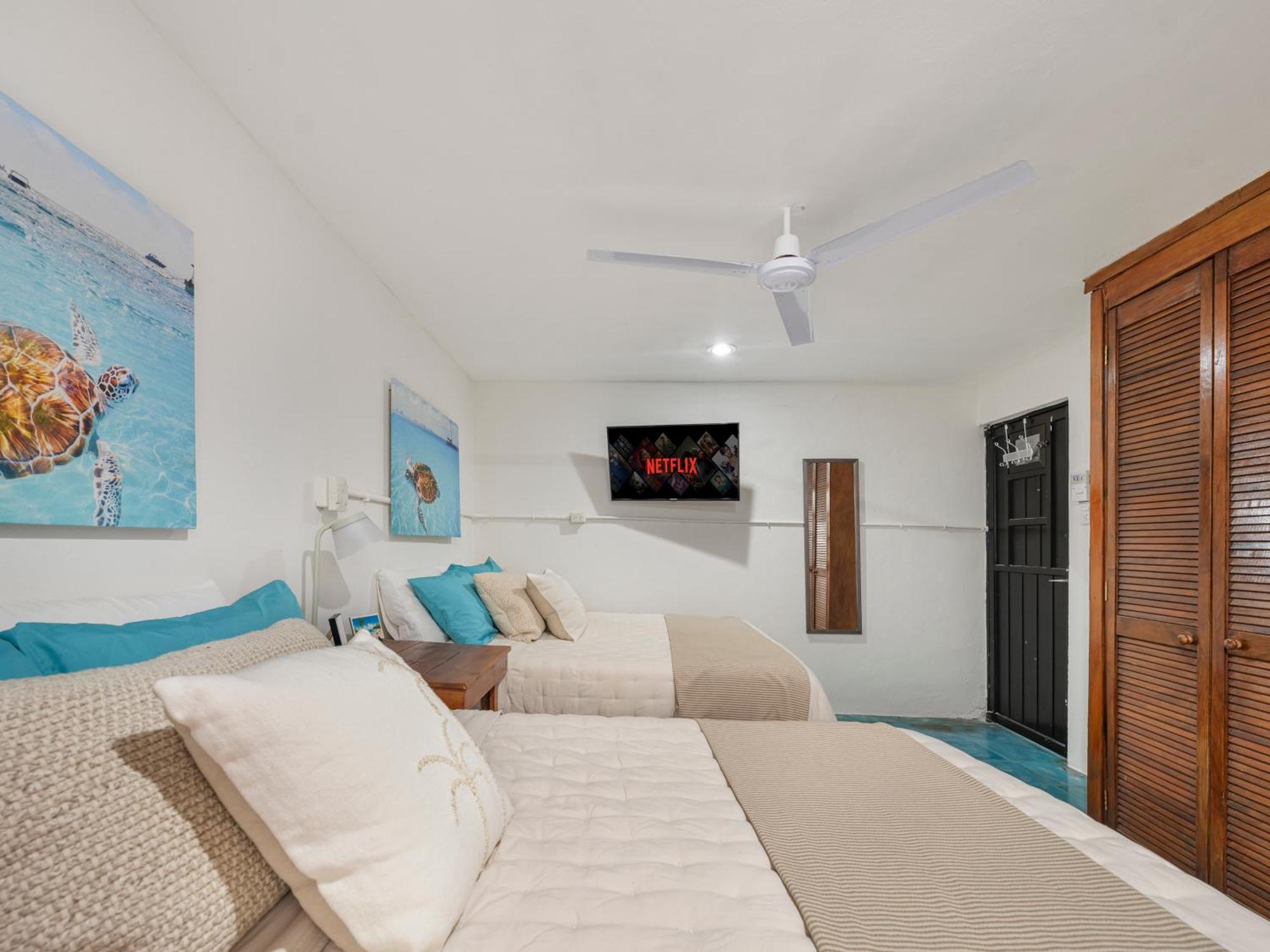 The Mermaid And The Pearl Boutique Hotel Isla Mujeres Exterior photo