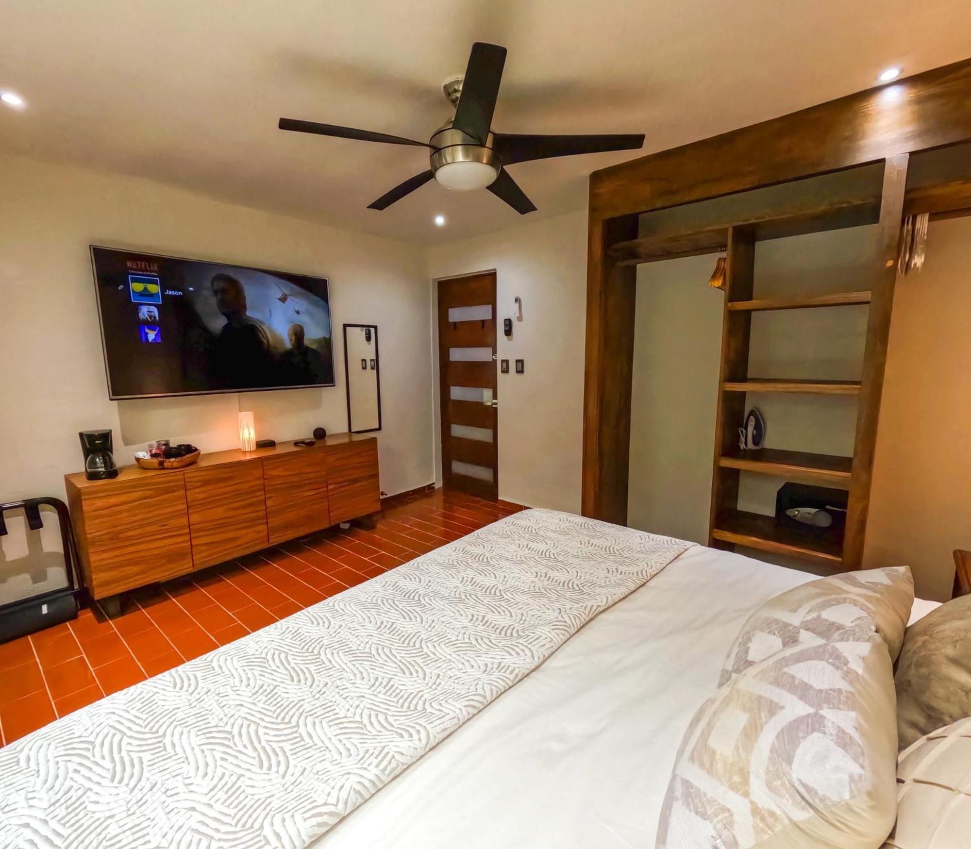 The Mermaid And The Pearl Boutique Hotel Isla Mujeres Exterior photo